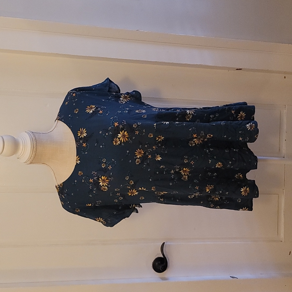 Maurices Babydoll Top size large NWOT